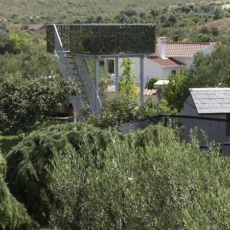 Stagnum Baba - Impressive Luxury With Heated Pool, Hot Tub, Playroom And Upscale House Design Villa Trogir
